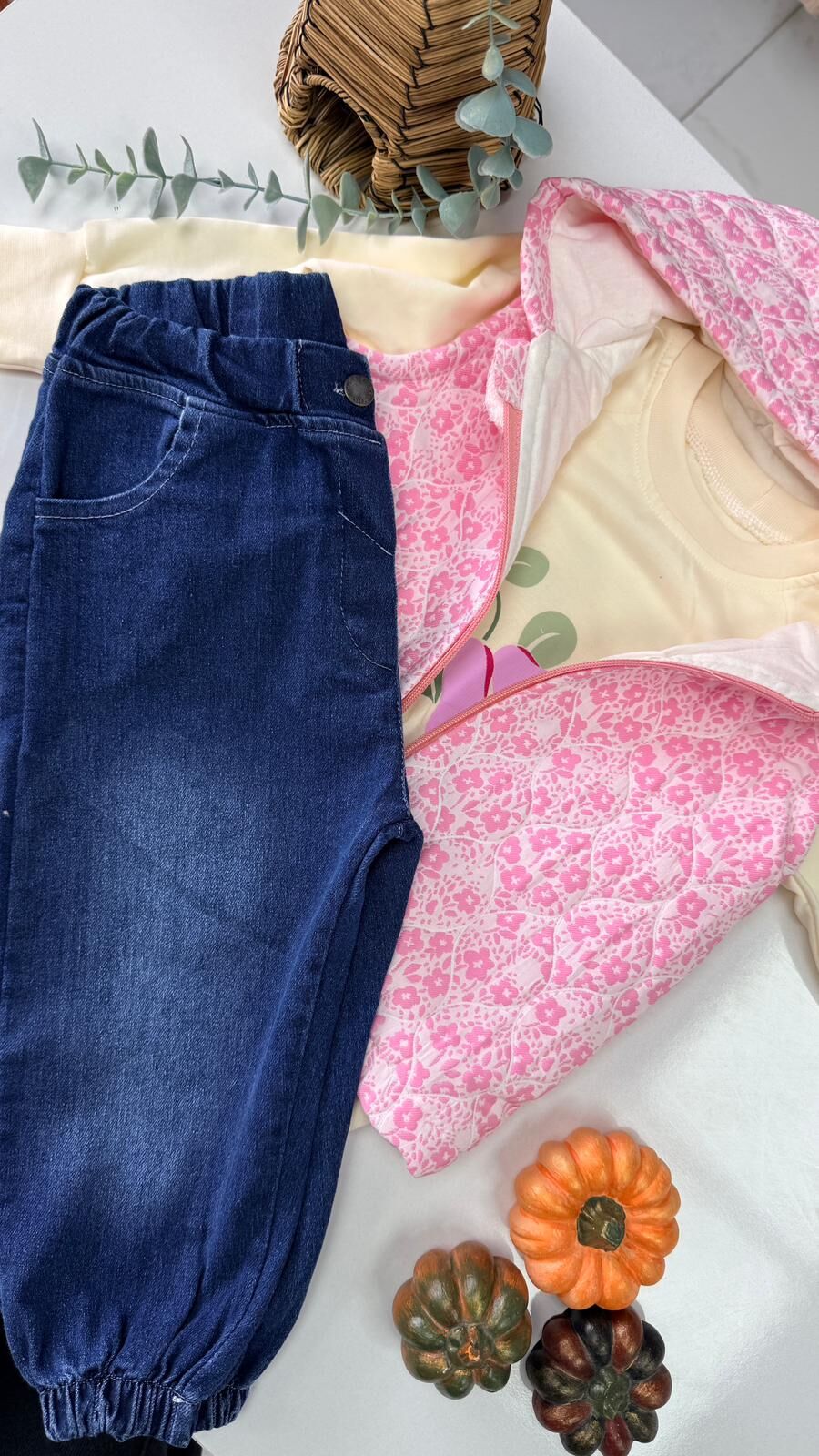 Flower 3lü kot takım (Şişme yelek-Badi-Kot)