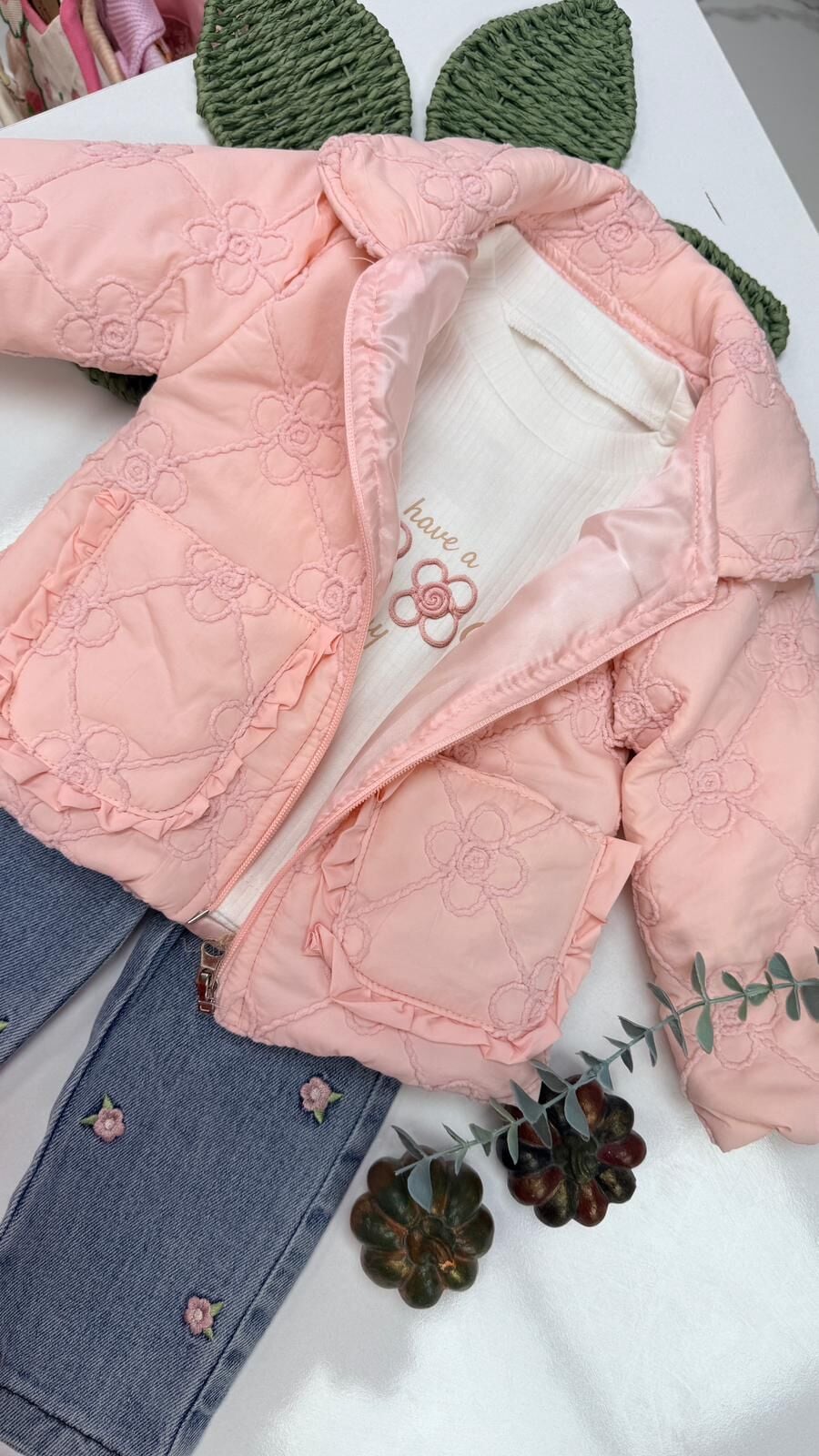 Çiçek Detay Pembe Montlu Takım